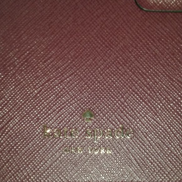Kate Spade New York plum saffiano leather cell phone case NWOT - Picture 2 of 4